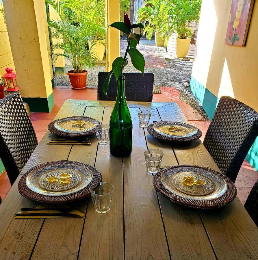Prins Hendrik Suites Paramaribo Bagian luar foto